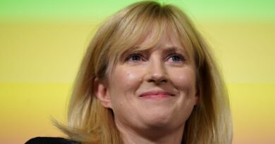 Canterbury MP Rosie Duffield quits Labour Party – criticising Sir Keir Starmer in resignation letter | Politics News