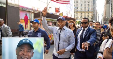 Indicted NYC Mayor Eric Adams warmly greeted at Korean American Parade