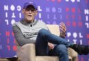 Carville says White House race 'long way from decided'