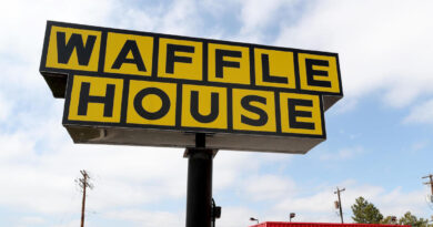 Waffle House, citing the Waffle House Index, closes Tampa locations ahead of Hurricane Milton