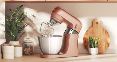 Small kitchen? No problem – Kenwood’s tiny stand mixer lets you make up to 48 cupcakes and fits virtually anywhere