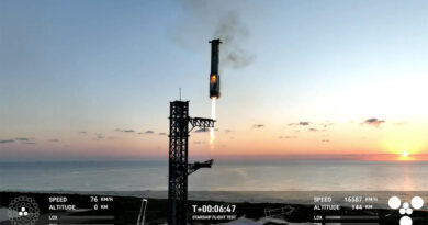 SpaceX pulls off unprecedented feat, grabs descending rocket with mechanical arms