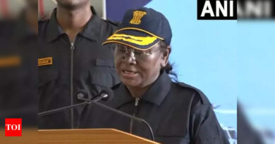 President Droupadi Murmu witnesses Indian Navy operations onboard INS Vikrant | India News