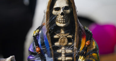 2 women and boy shot dead at altar to folk saint cult “La Santa Muerte” in Mexico