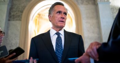 Romney congratulates Trump, says course ahead will have challenges