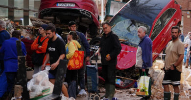 Spain floods death toll hits 205 as maps, satellite images reveal Valencia impact and residents blast response