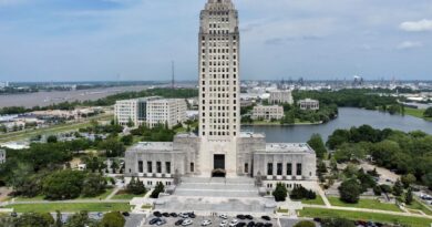 Louisiana lawmakers pass income and corporate tax cuts, raising statewide sales tax to pay for it