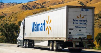 Walmart illegally opened costly deposit accounts for one million delivery drivers, lawsuit claims