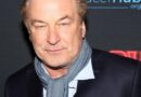 Prosecutor drops appeal to reinstate charges against Alec Baldwin in “Rust” shooting