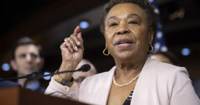 Retiring Rep. Barbara Lee considering run for Oakland mayor