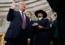 Trump doesn’t place hand on Bibles during inauguration