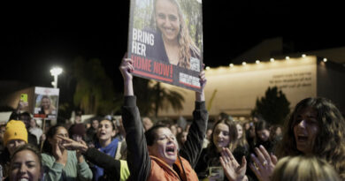 Four Israeli women hostages to be released in next prisoner exchange Saturday, Hamas official says