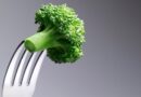 Broccoli sold by Walmart in 20 U.S. states recalled over listeria risk