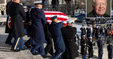 Jimmy Carter funeral live updates: Former president gets 21-gun salute as casket leaves Capitol