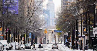 Powerful winter storm across Southern U.S. maintains its icy grip