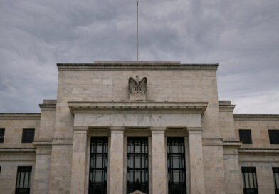 Trump Tests Fed’s Independence With Order Expanding Authority Over Agencies