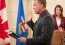 Guthrie returns to Alberta legislature after quitting cabinet, calling out government