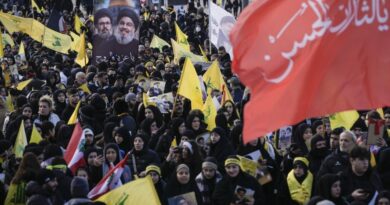 Thousands of mourners flock to funeral of slain Hezbollah leader in Beirut