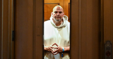 Former Fetterman Aide Expressed Concern to Doctor About Senator’s Mental Health