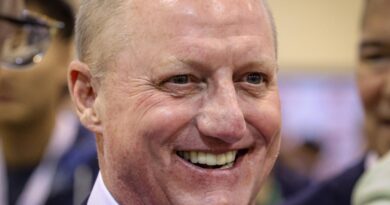 Who is Greg Abel, Warren Buffett’s choice to replace him as CEO of Berkshire Hathaway