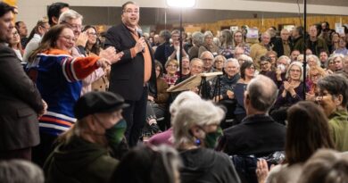 Alberta NDP vote to allow opting out of federal party membership