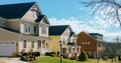 Mortgage rates climb back above 7% after Moody’s U.S. debt downgrade