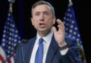 DNC chair doubles down on his ultimatum for Hogg
