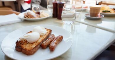 How one diner is navigating economic uncertainty in Danbury, Connecticut