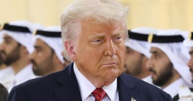Trump warns Walmart against raising prices, saying they should “eat the tariffs”
