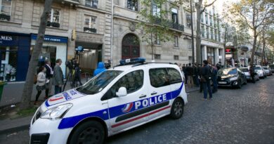 Kim Kardashian set to take stand in Paris trial over 2016 armed robbery