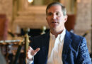 Andy Beshear has some advice for Dems on hammering Trump over tariffs