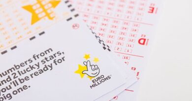 Euromillions results LIVE: Winning National Lottery numbers with Thunderball on August 25