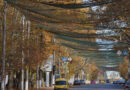 Kherson residents urged to leave as Russian attacks threaten power and heating