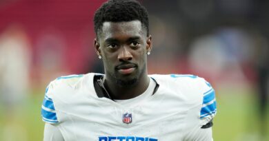 Arnold will officially join the Seattle Seahawks, expected to join exempt list