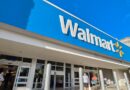 Walmart to let shoppers use Apple Pay, other tap-to-pay methods starting in August