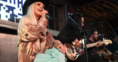 Country music singer died after being rushed to hospital: ‘I didn’t want to come back’