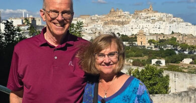 After Losing Their Spouses, 2 Travelers Took Their Retirement Trips Anyway — and Met Someone Who Would Change Their Life