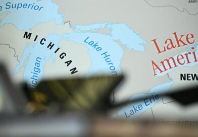 MapQuest tops Apple App Store after refusing to change Lake Ontario to “Lake America”