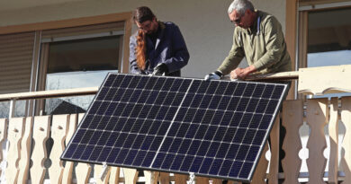 California lawmakers approve plug-in solar bill — as authorities promise potential savings of up to $450 a year